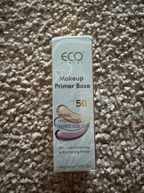 ECO Makeup Primer Base 50 – Hydrating Three- Skin Tone Corrector